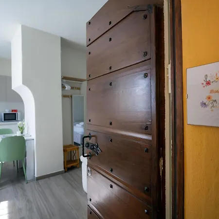 Borgo Dei Nonni - By Lovecomo