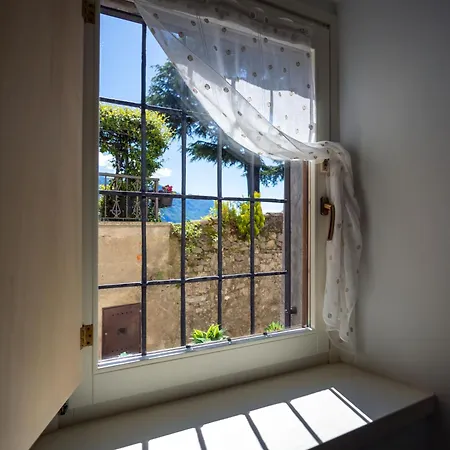 Feriehus Borgo Dei Nonni - By Lovecomo Menaggio