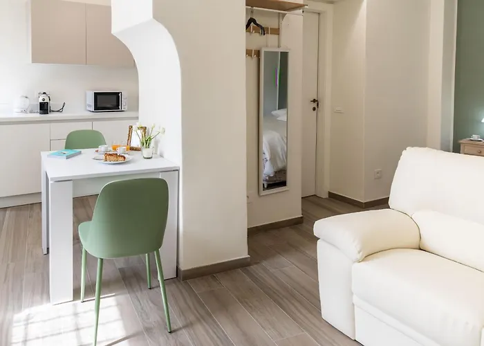 Borgo Dei Nonni - By Lovecomo Nyaraló