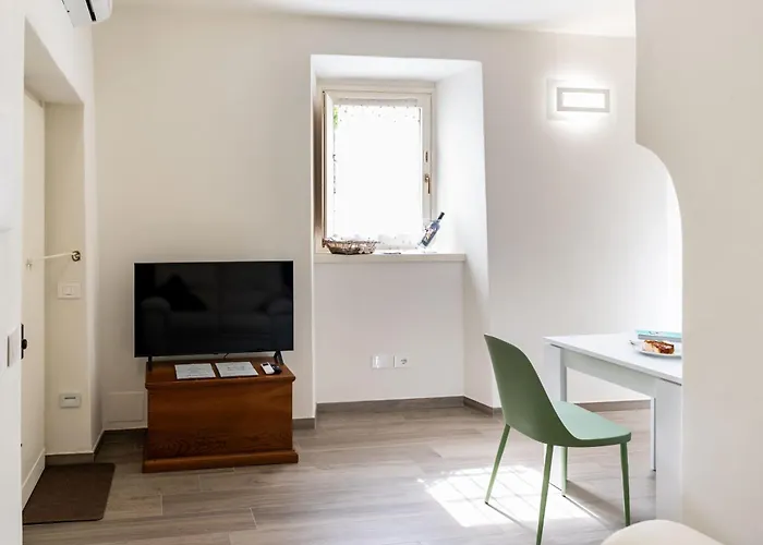 Borgo Dei Nonni - By Lovecomo * Menaggio